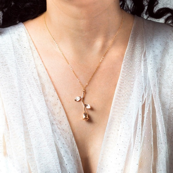 “Beauty & the Beast" Rose Dainty Elegant Necklace - Picture 7 of 12